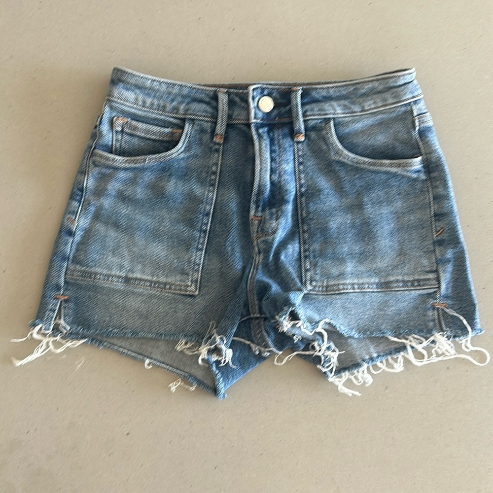 GOOD AMERICAN DENIM SHORTS